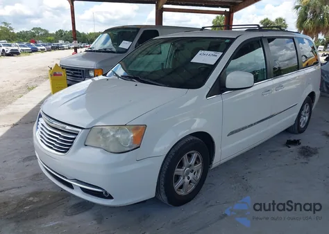 2013 Chrysler Town & Country Touring from USA, damaged, VIN 2C4RC1BG4DR629853